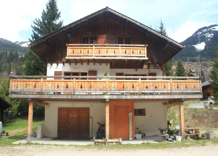 In Abondance Valley With Stunning Views Châtel